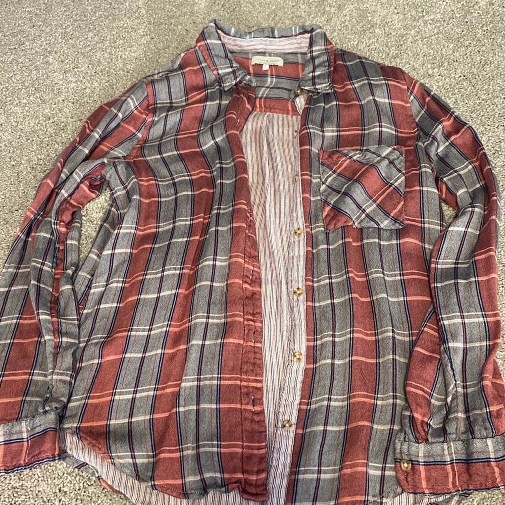Lucky brand flannel shirt. Pink, navy and gray.